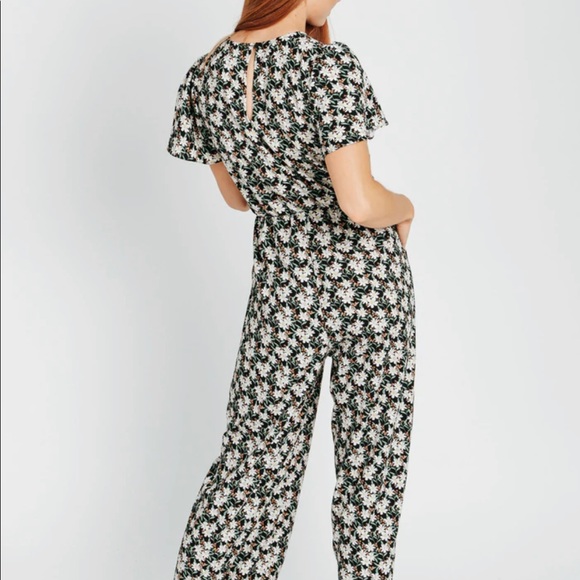 Piper and Scoot Romina Floral jumpsuit in Black - Picture 2 of 8